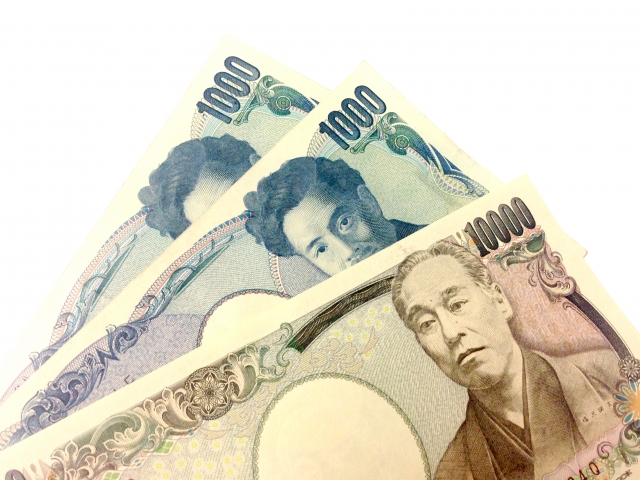 解約返戻金に税金は課税される？確定申告は必要？